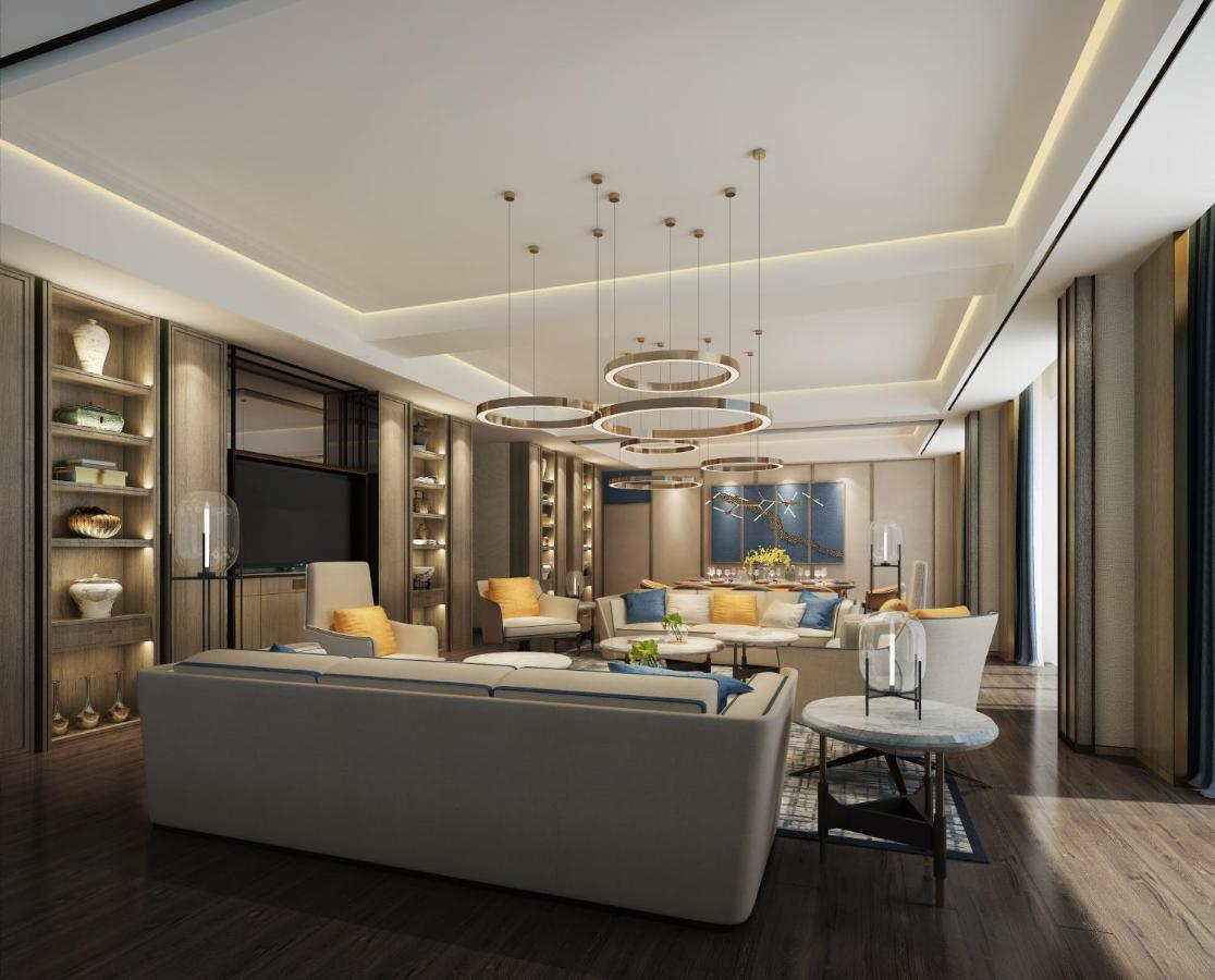 Howard Johnson Plaza By Wyndham Blue Bay Sihanoukville Exterior foto